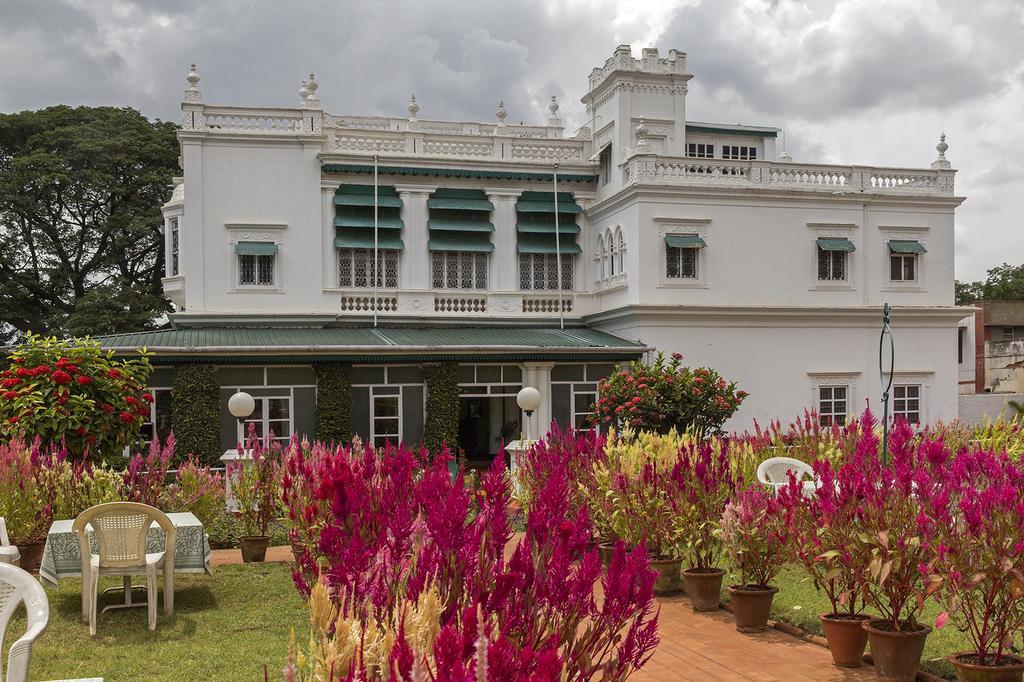The Green Hotel Mysore Exterior photo