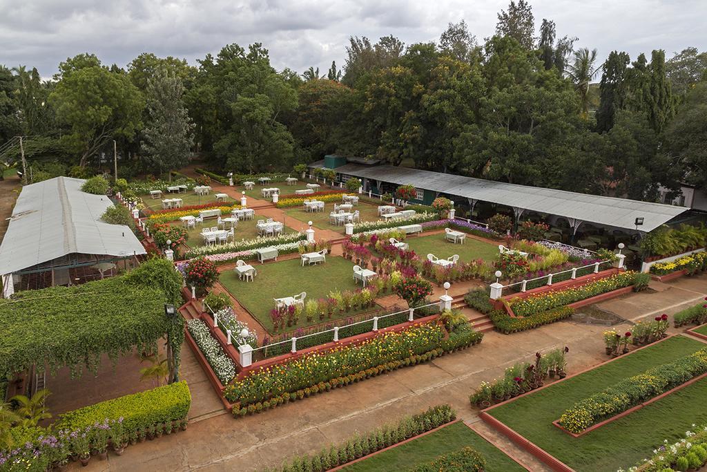 The Green Hotel Mysore Exterior photo