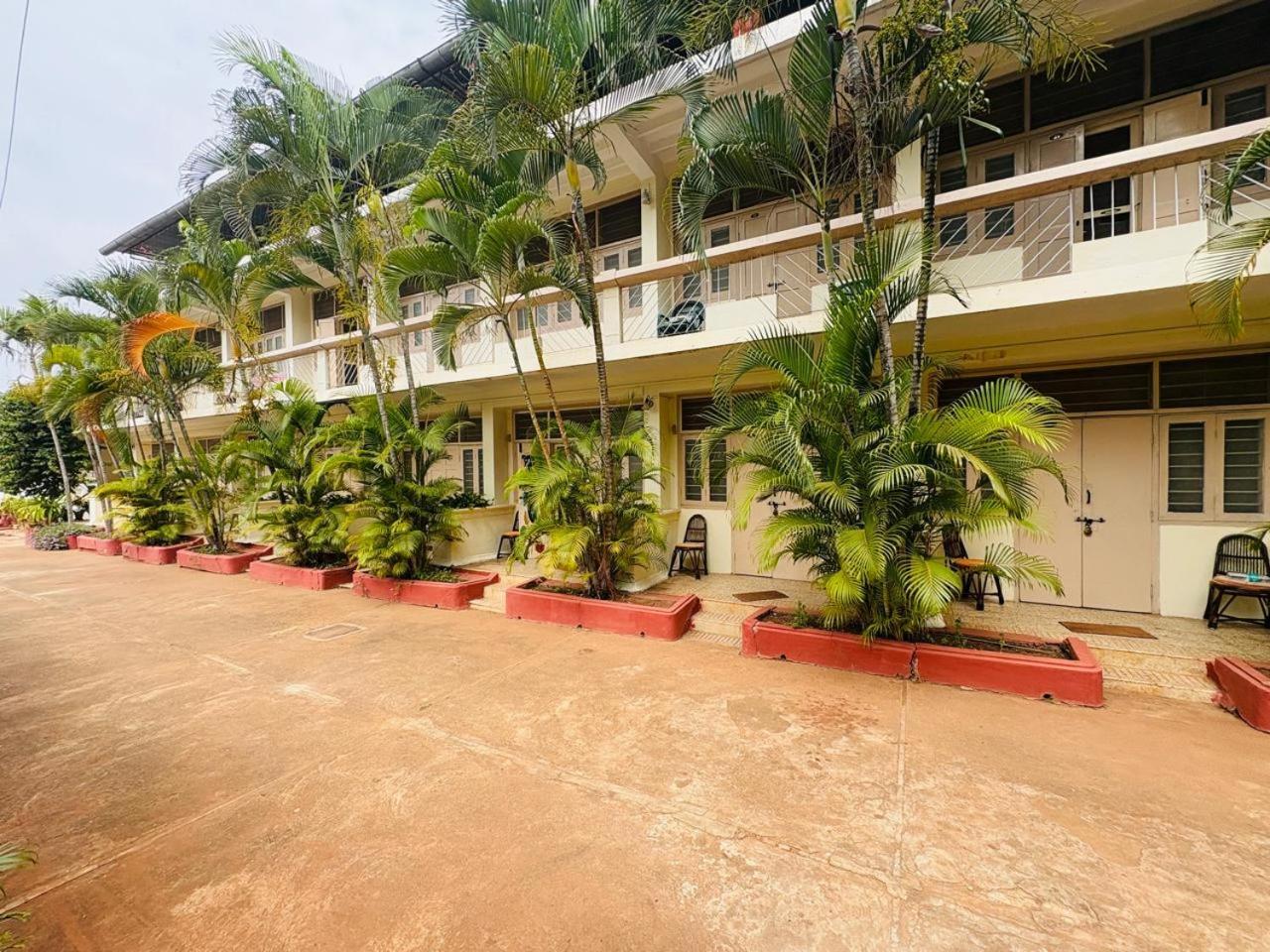 The Green Hotel Mysore Exterior photo